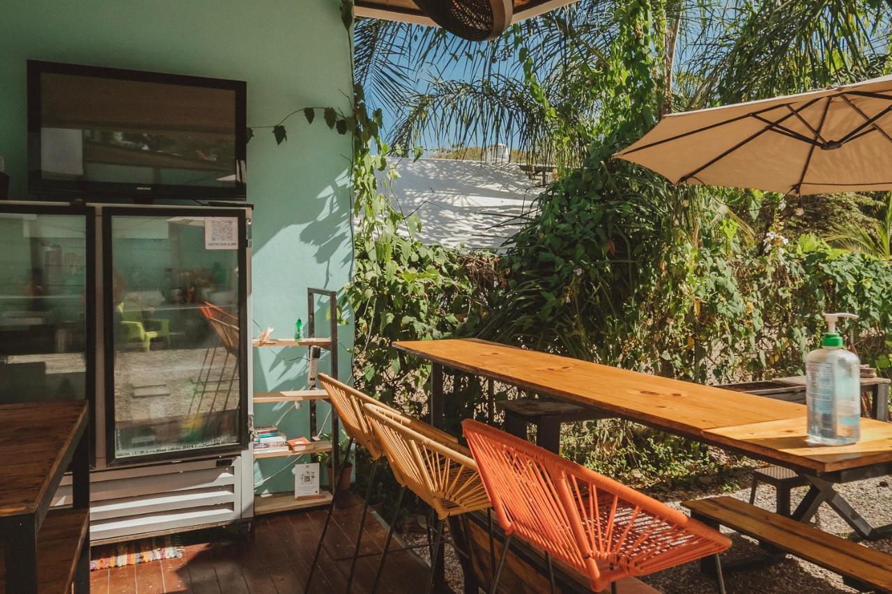 Hotel Habitat Surf Glamp Playa Santa Teresa  Exterior foto