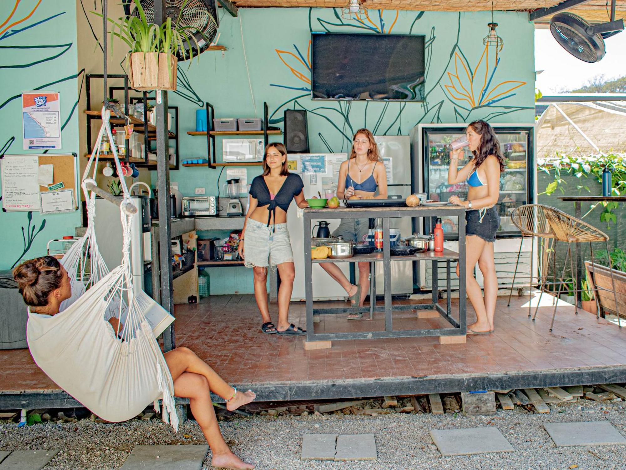 Hotel Habitat Surf Glamp Playa Santa Teresa  Exterior foto